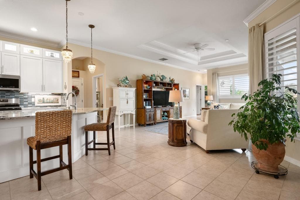 Single Family Residence at 264 DAHLIA CT, BRADENTON, photo 5 of 60