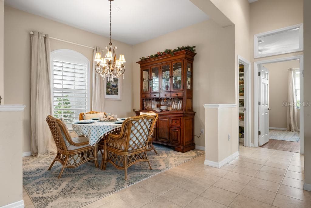 Single Family Residence at 264 DAHLIA CT, BRADENTON, photo 10 of 60