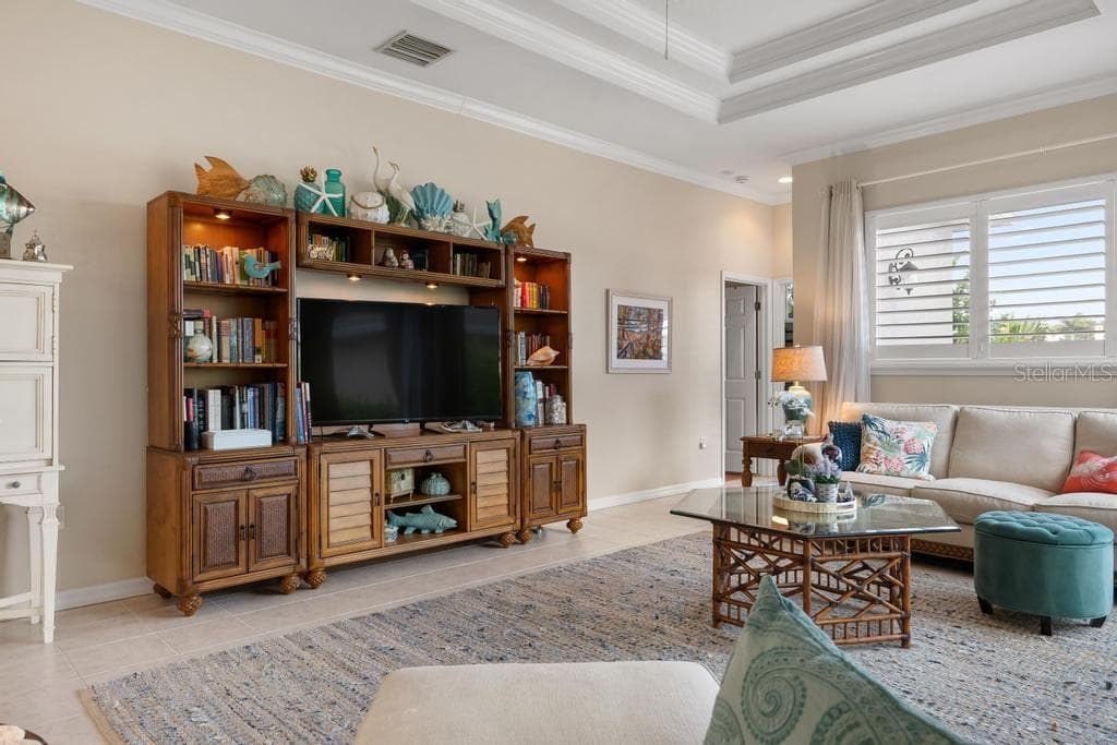 Single Family Residence at 264 DAHLIA CT, BRADENTON, photo 17 of 60