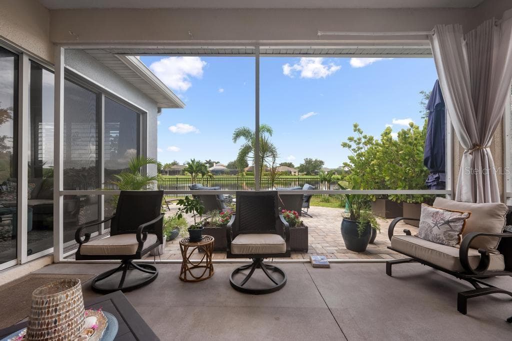 Single Family Residence at 264 DAHLIA CT, BRADENTON, photo 36 of 60
