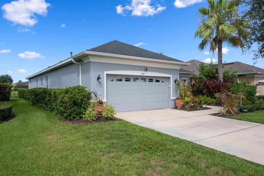 Single Family Residence at 264 DAHLIA CT, BRADENTON, photo 43 of 60