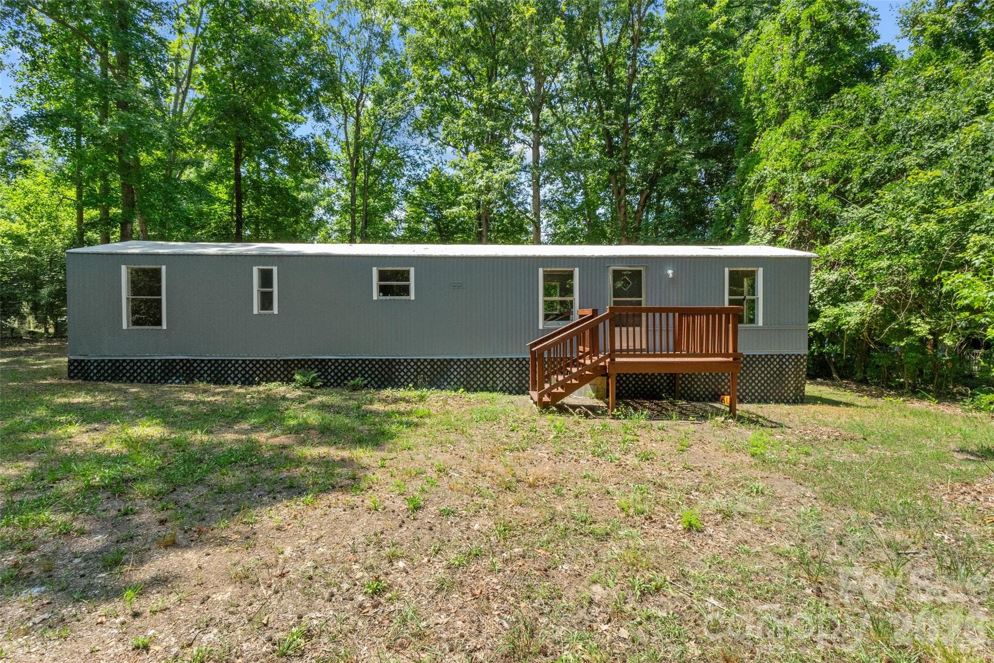 Single Family Residence at 335 Lake Landing Drive, Salisbury, photo 2 of 21