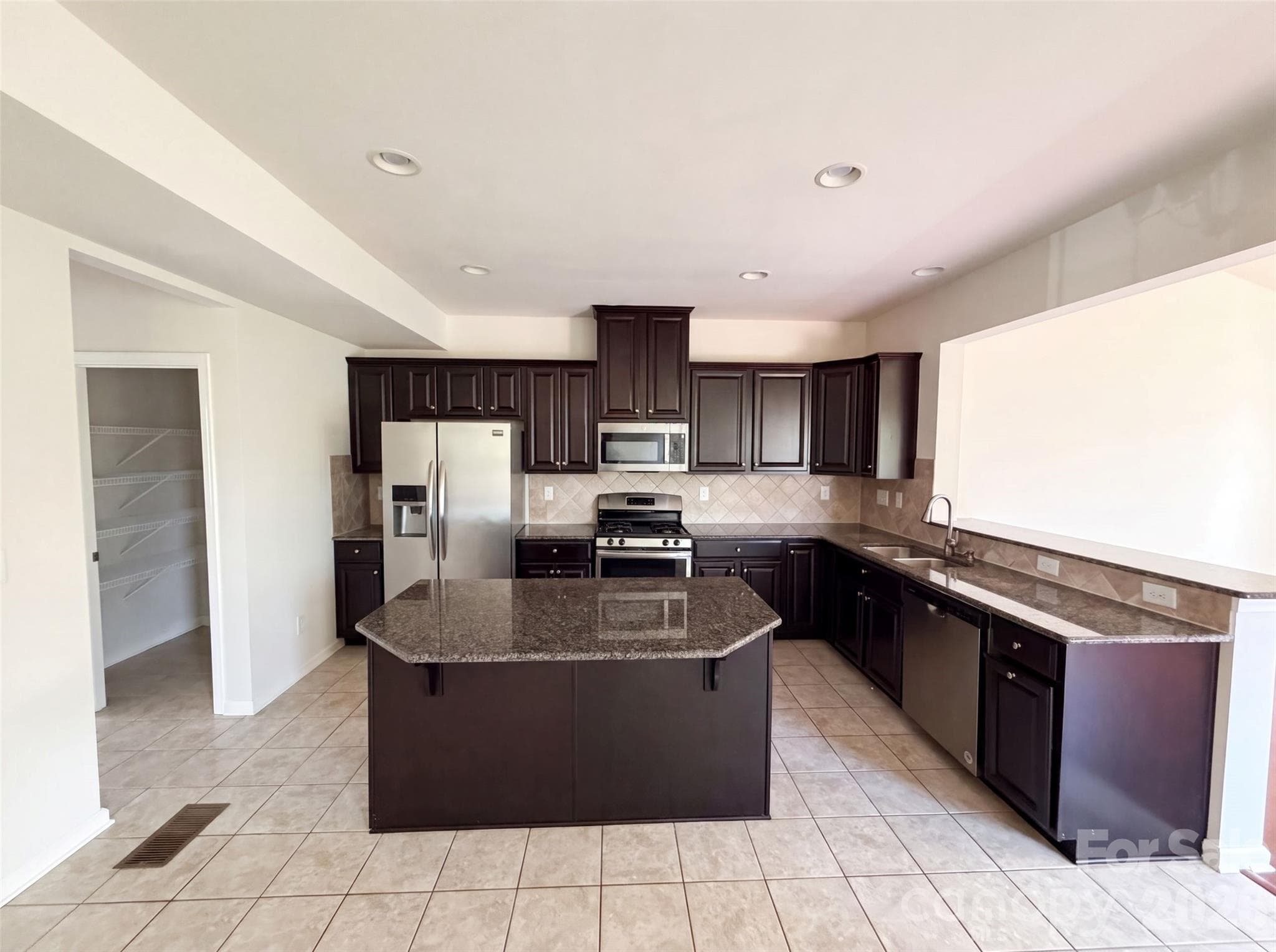 Single Family Residence at 2275 Stone Pile Drive SW, Concord, photo 2 of 42