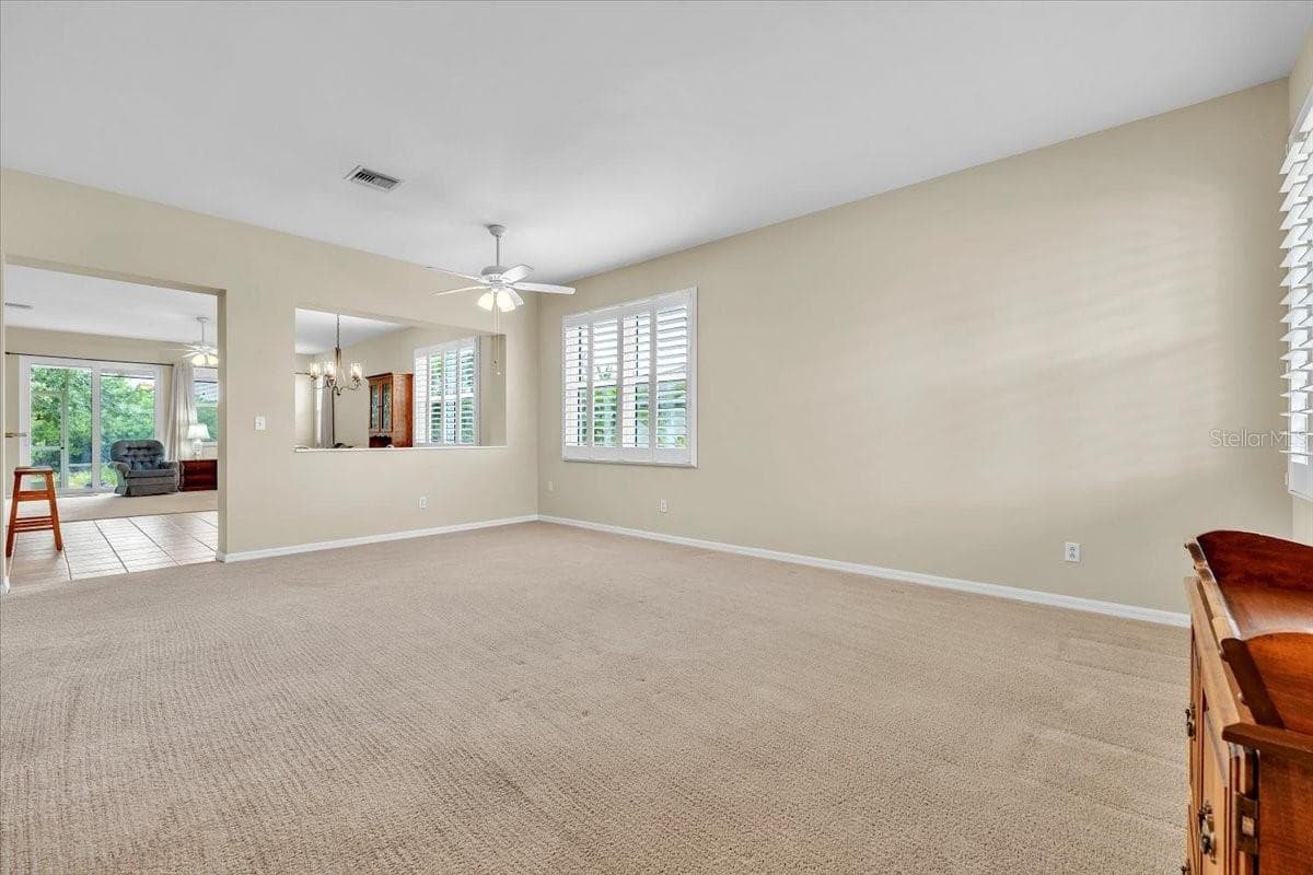 Single Family Residence at 12933 SW PEMBROKE CIR S, LAKE SUZY, photo 8 of 47