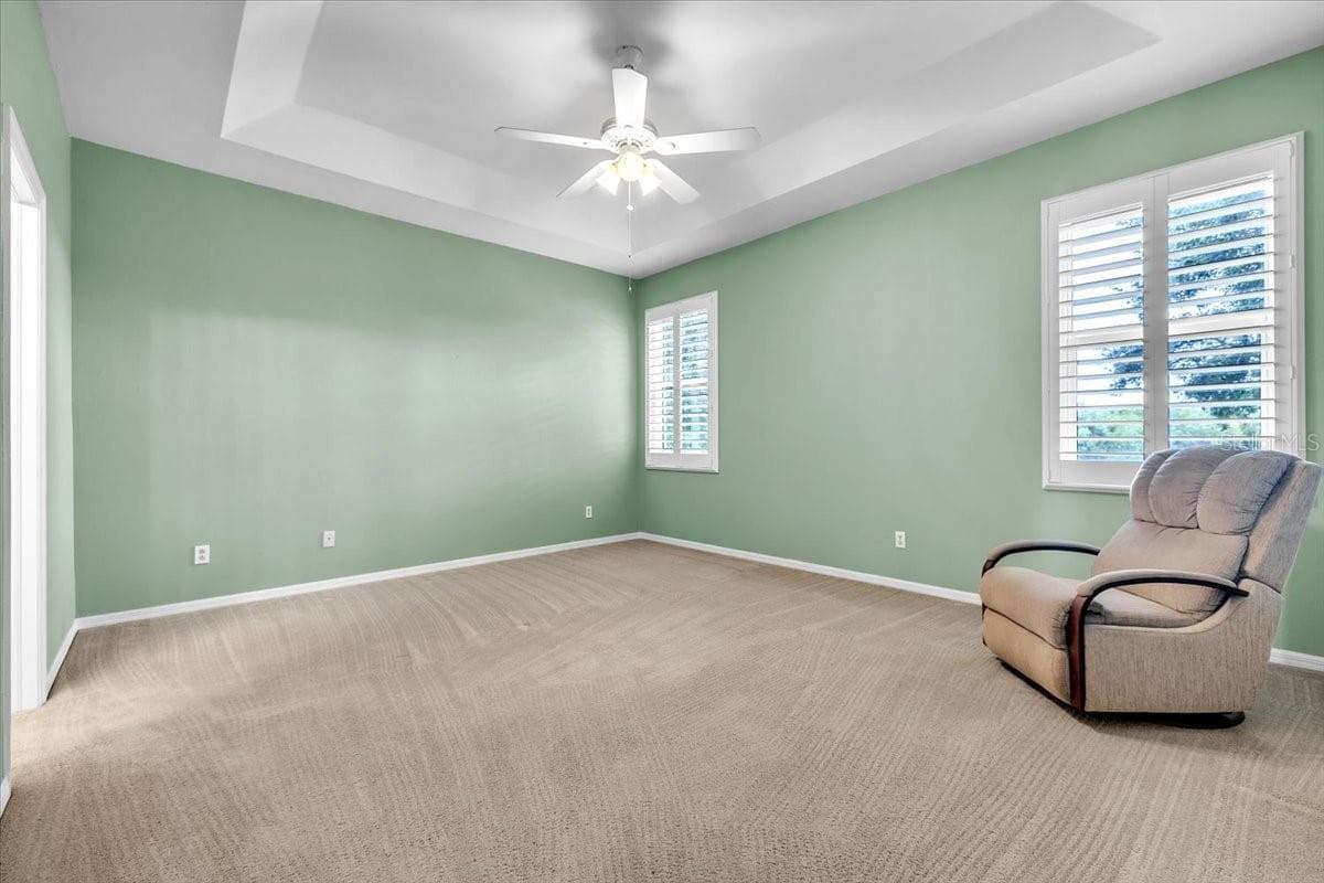 Single Family Residence at 12933 SW PEMBROKE CIR S, LAKE SUZY, photo 21 of 47