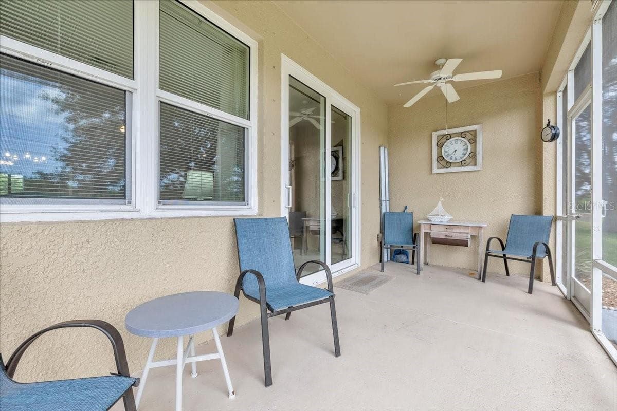 Single Family Residence at 12933 SW PEMBROKE CIR S, LAKE SUZY, photo 36 of 47