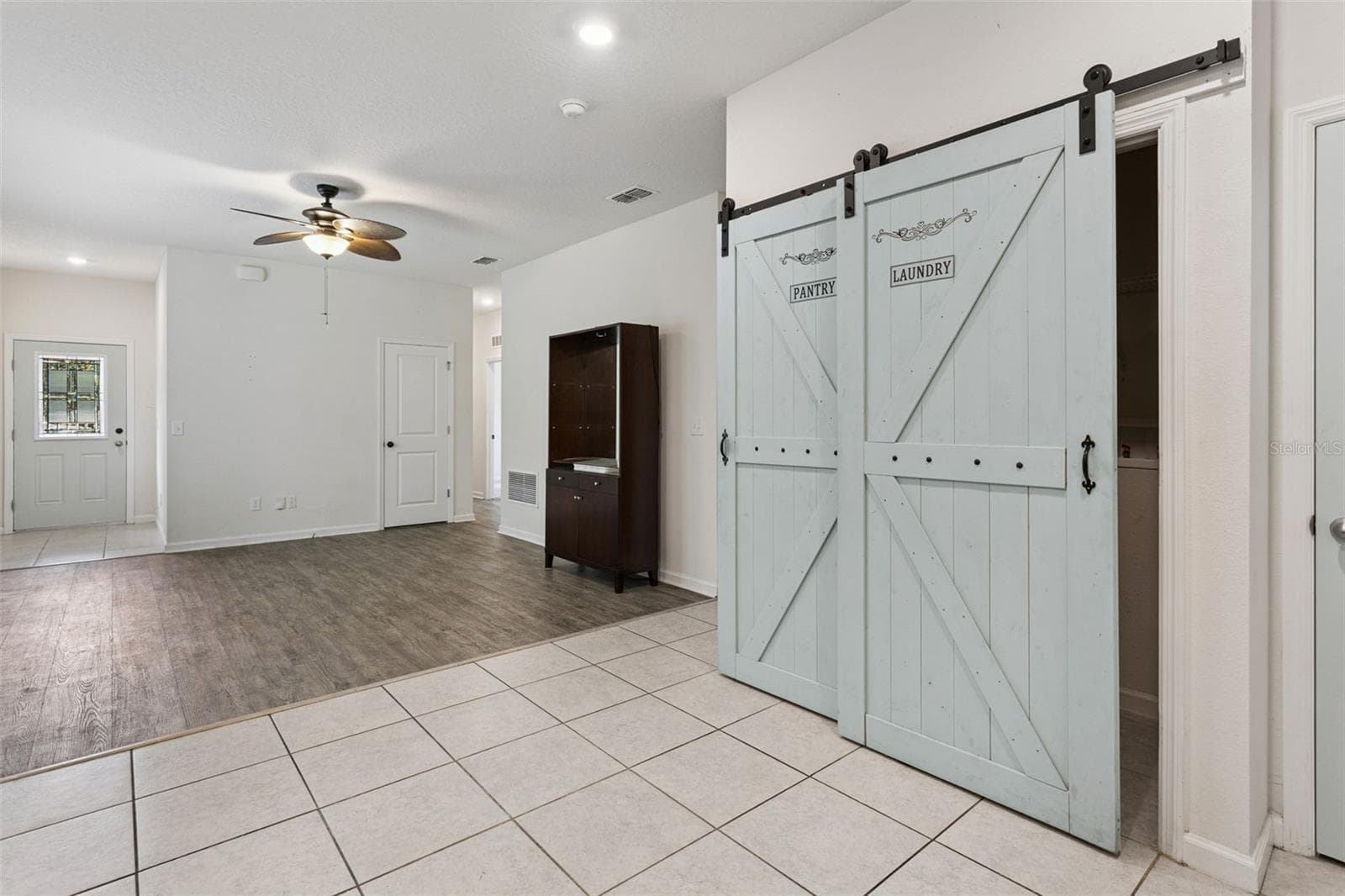 Single Family Residence at 2059 CADES COVE WAY, DELAND, photo 10 of 26