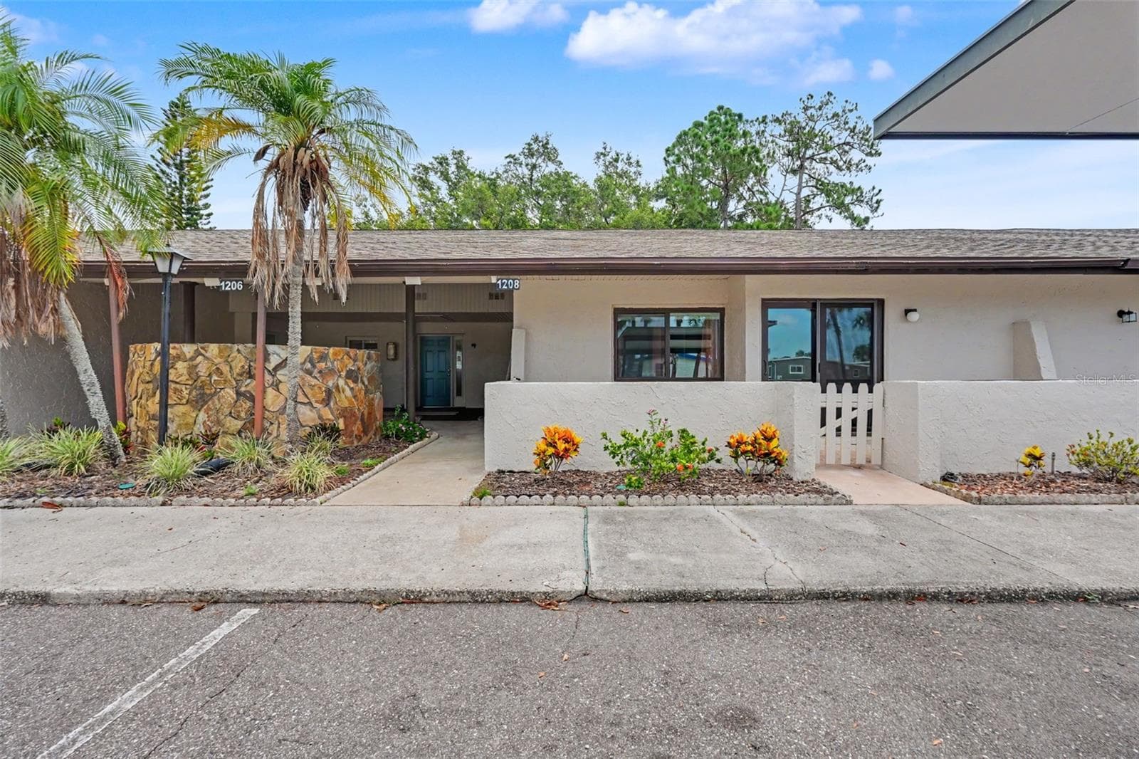 1208 HIGHLAND AVE SE #121