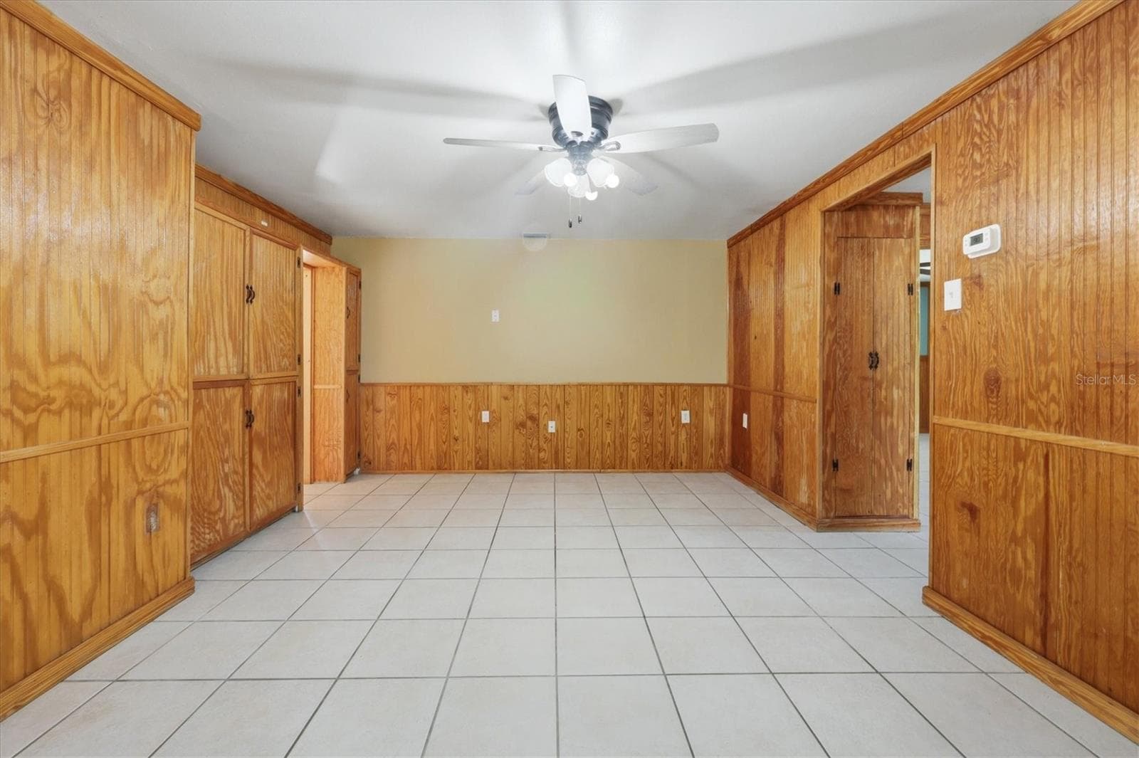 Triplex at 200 ORDUNA DR, NORTH PORT, photo 20 of 38