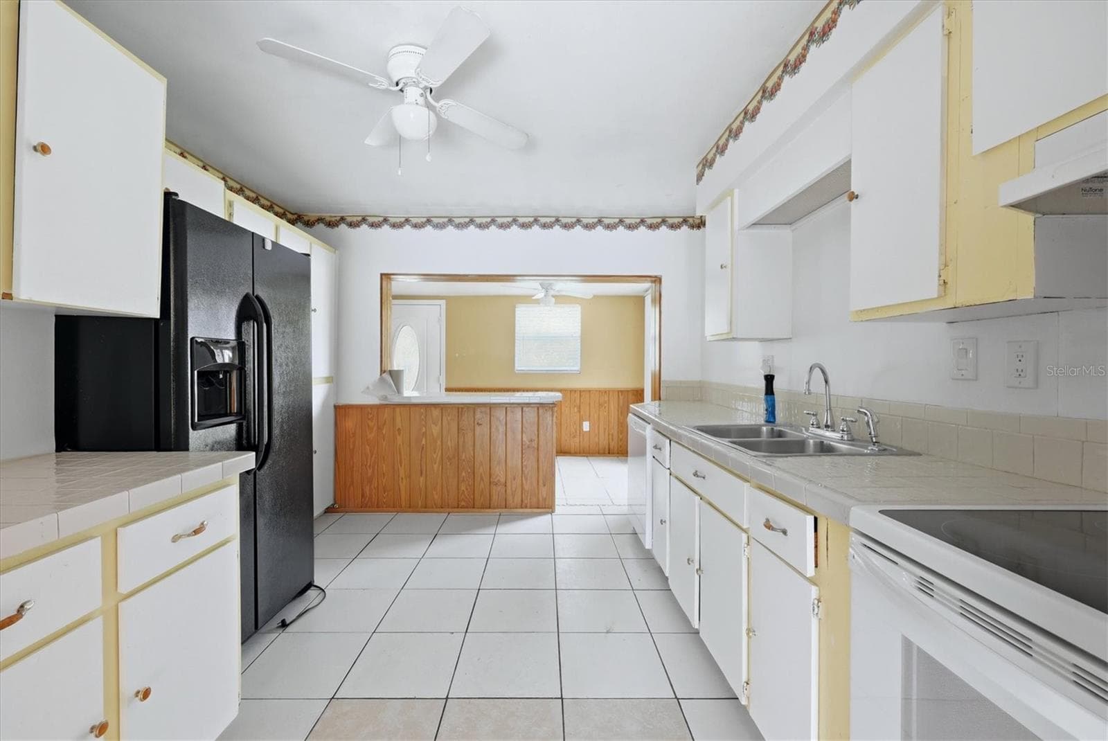 Triplex at 200 ORDUNA DR, NORTH PORT, photo 22 of 38
