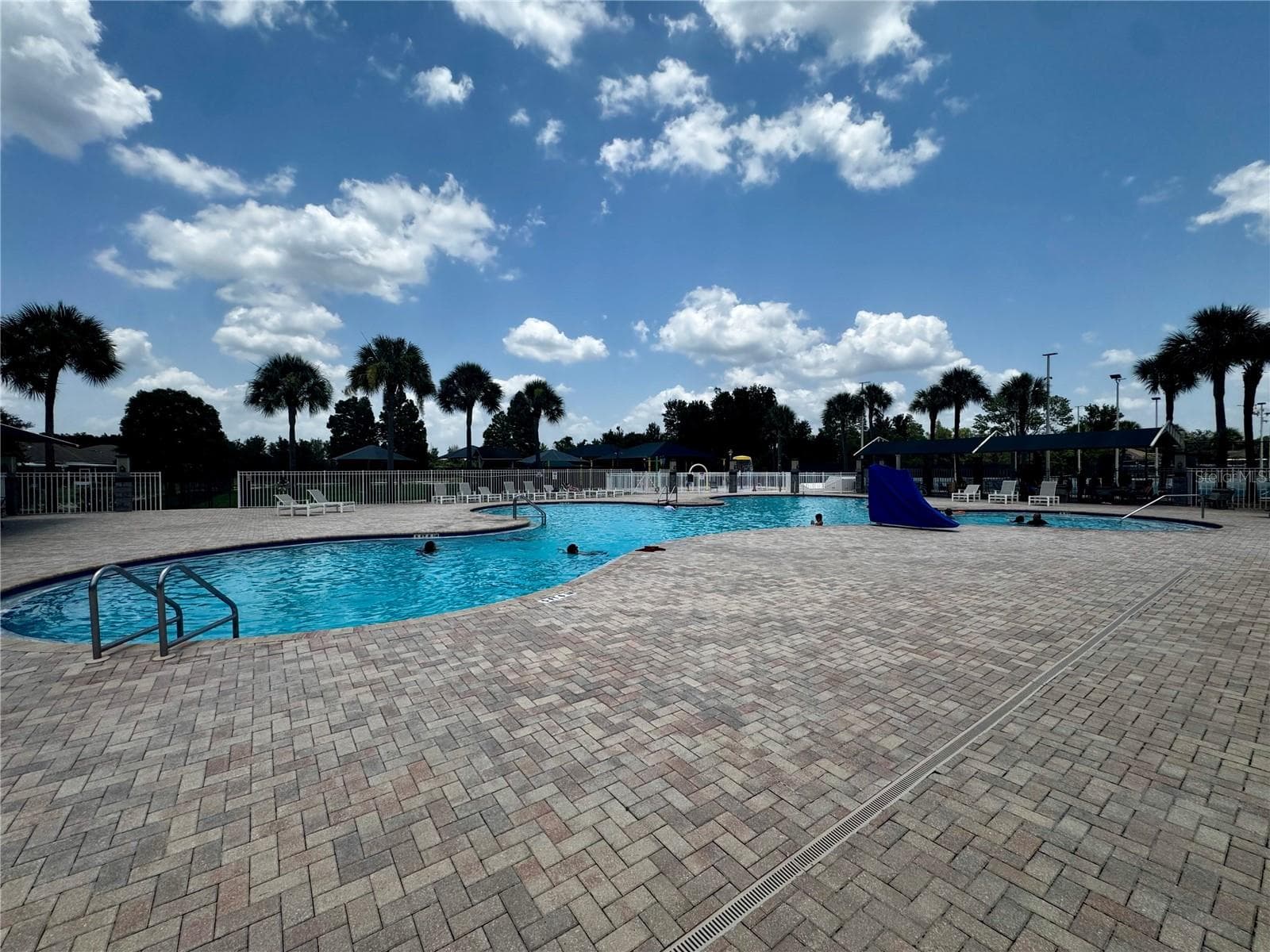 Townhouse at 1033 BLACKWATER DR, WESLEY CHAPEL, photo 45 of 55