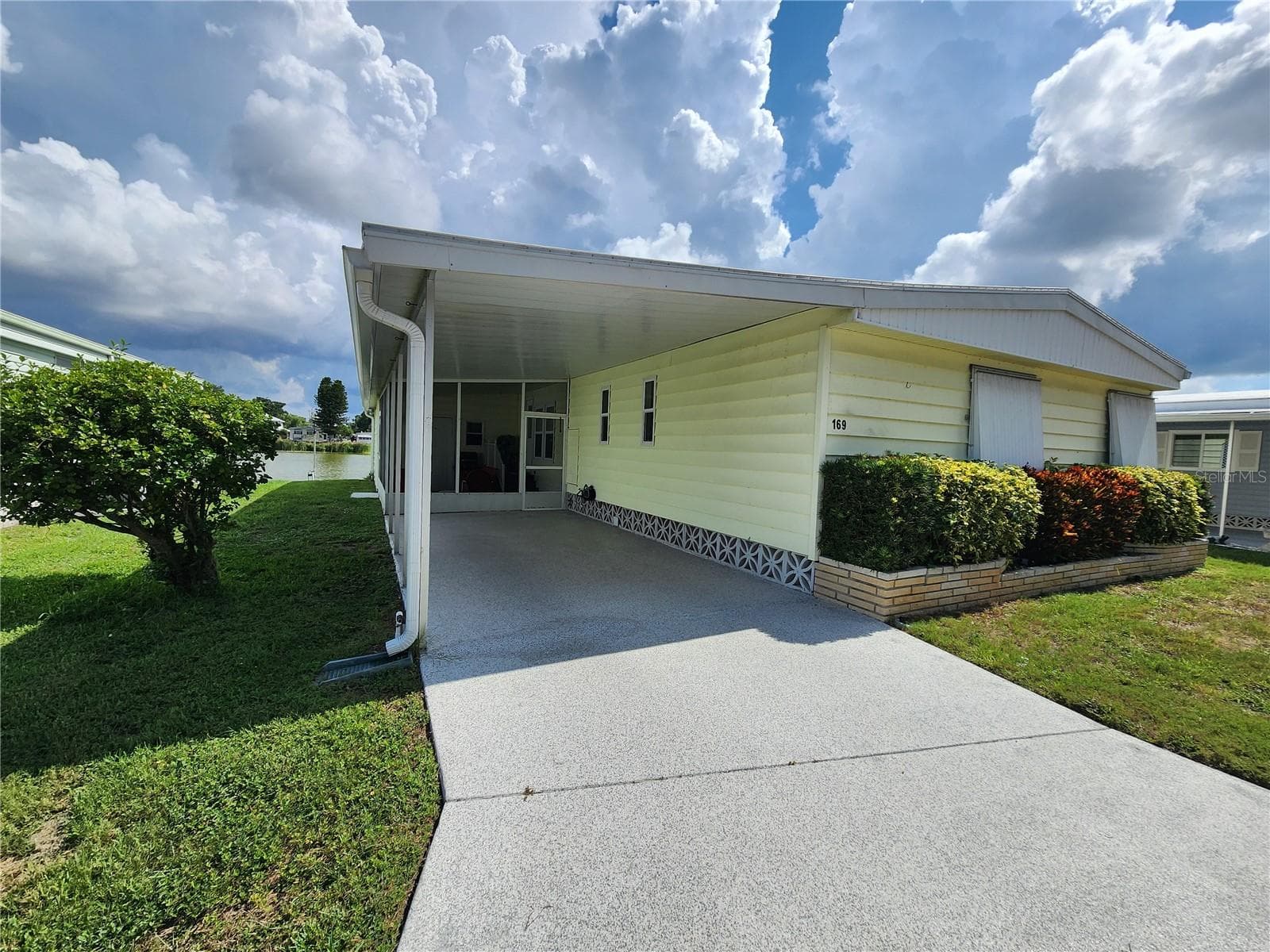 Carport - 808 53RD AVE E #169, BRADENTON