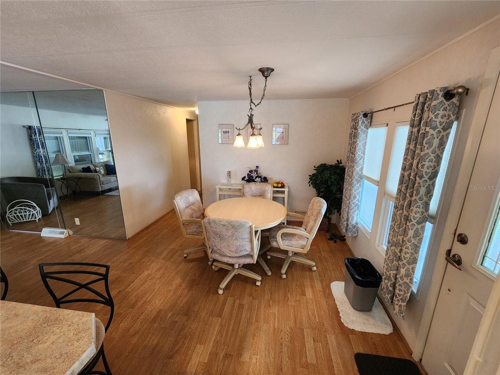 Dining Room - 808 53RD AVE E #169, BRADENTON