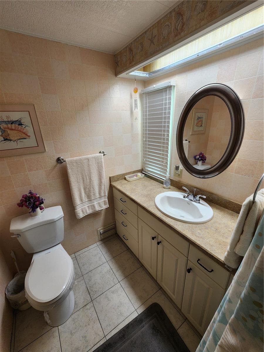 Bathroom - 808 53RD AVE E #169, BRADENTON