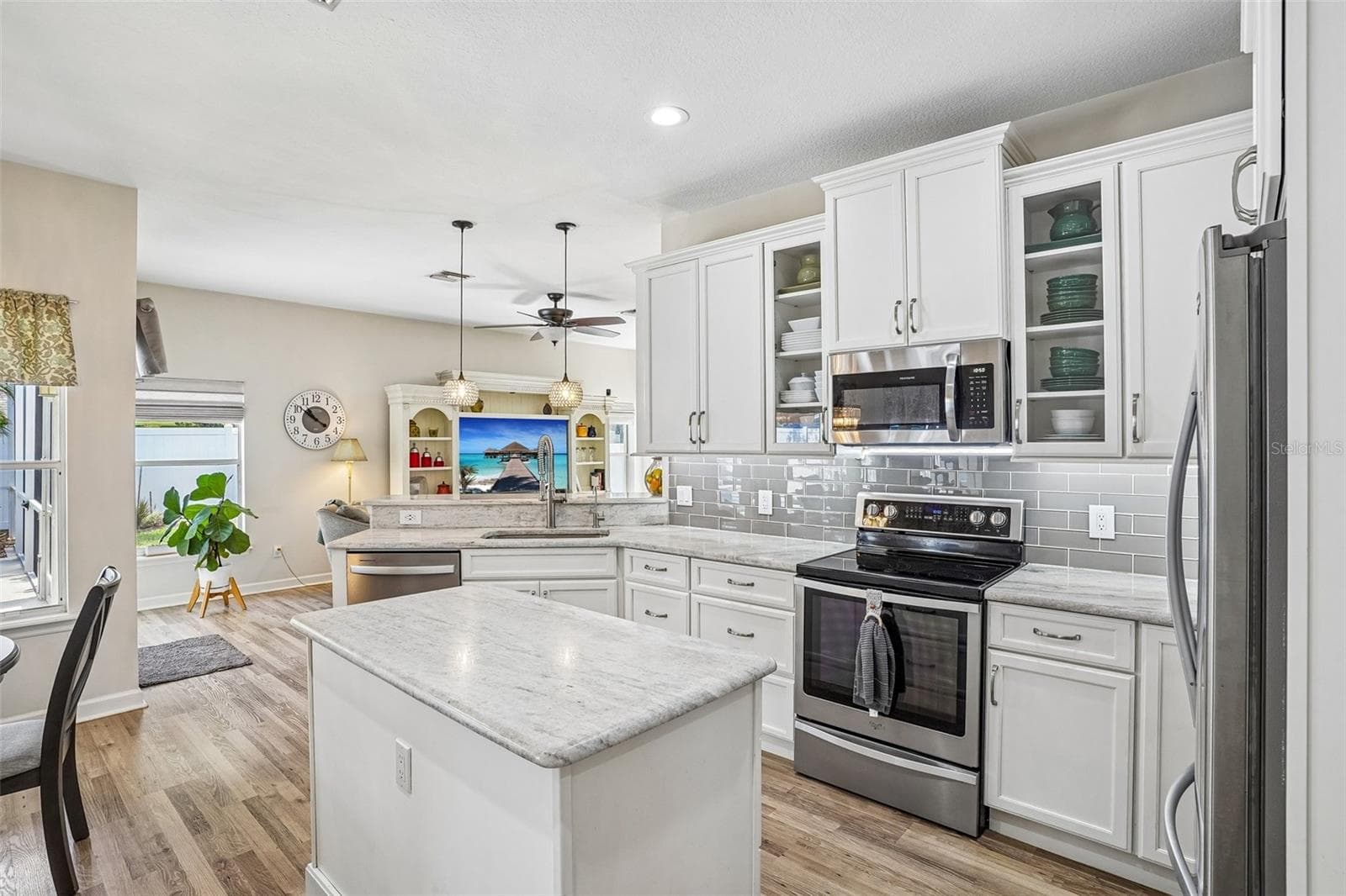 Single Family Residence at 19323 PARK PLACE BLVD, EUSTIS, photo 14 of 82