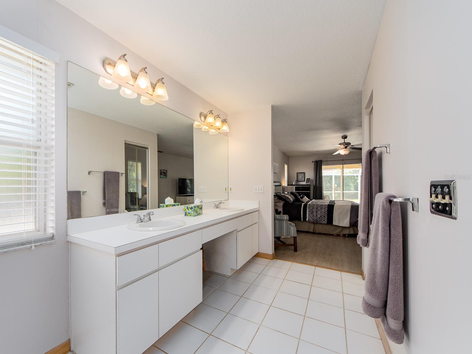 PRIMARY BATH - 2899 TURTLE TER, PALM HARBOR