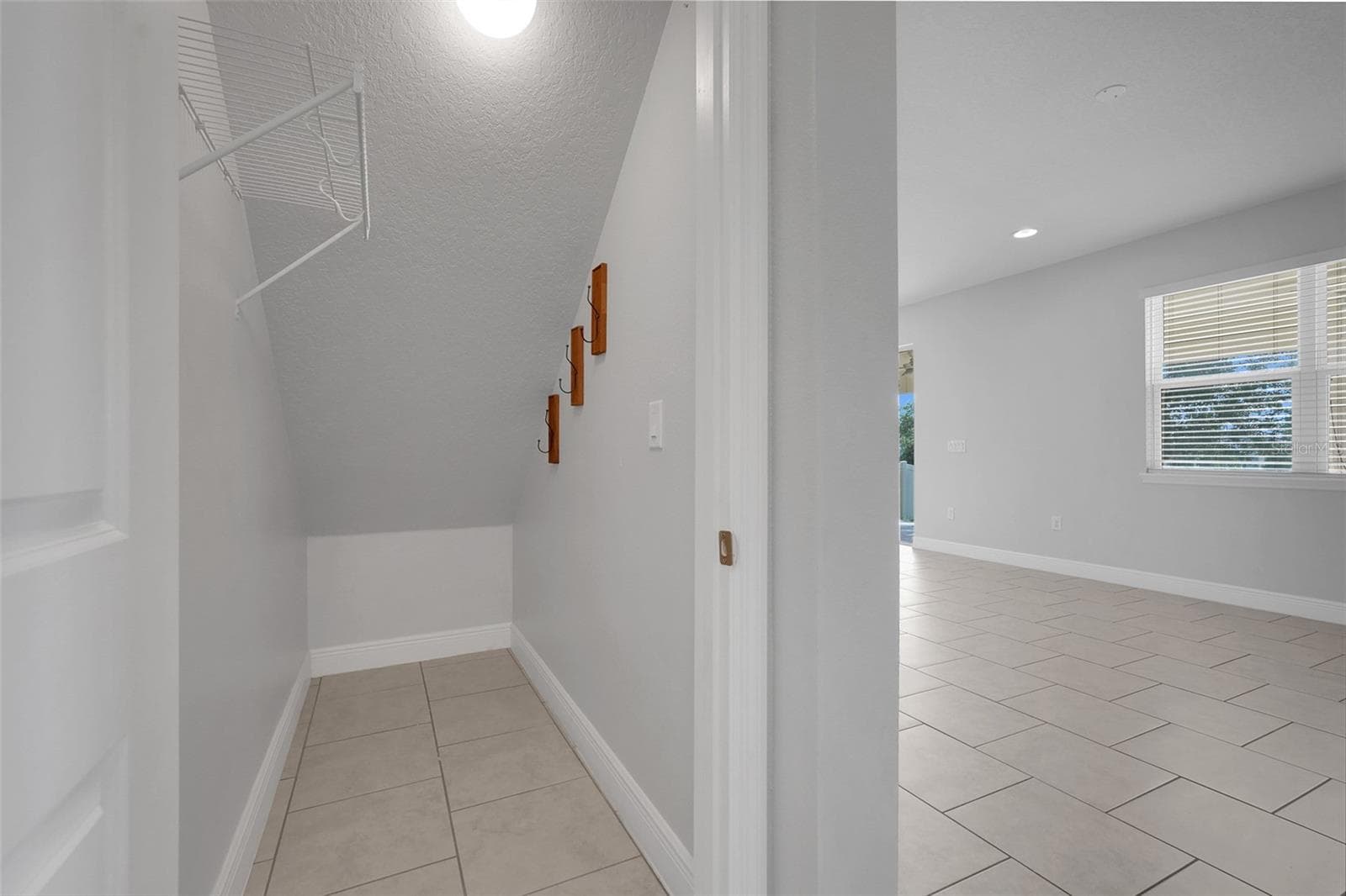 Single Family Residence at 1230 STRATTON AVE, GROVELAND, photo 15 of 49
