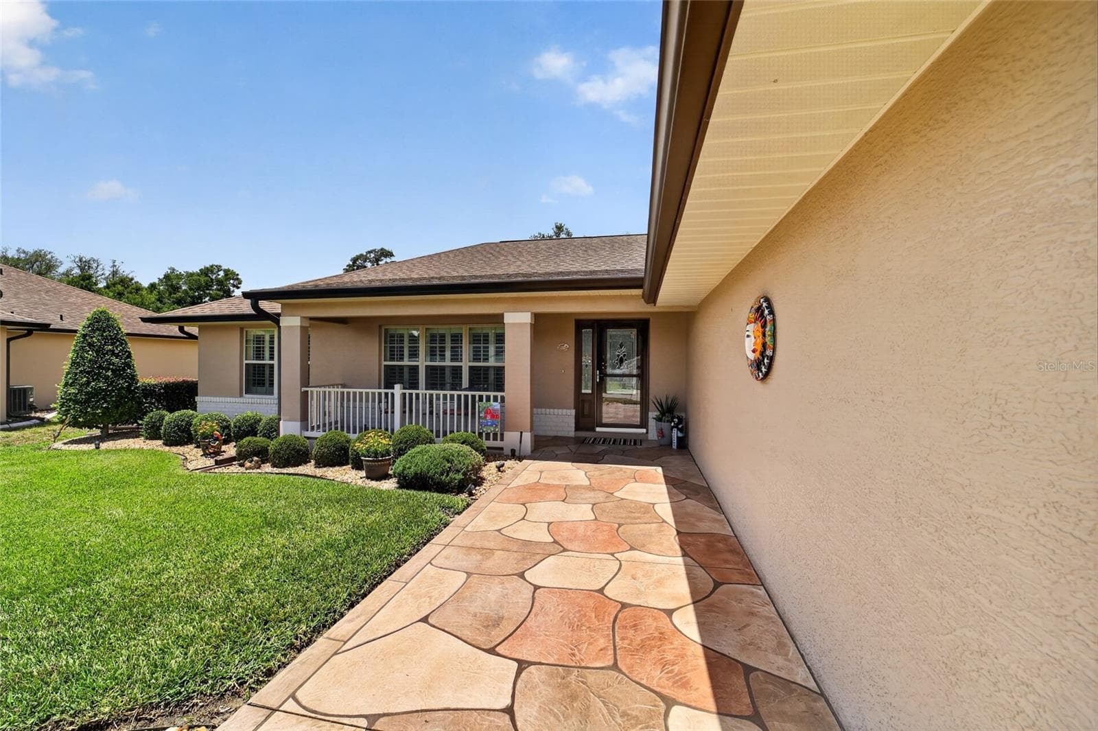 Front sidewalk to porch and doorway - 16364 SE 89TH TER, SUMMERFIELD