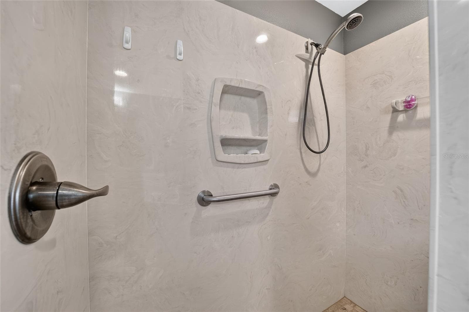 Primary en-suite's shower - 16364 SE 89TH TER, SUMMERFIELD