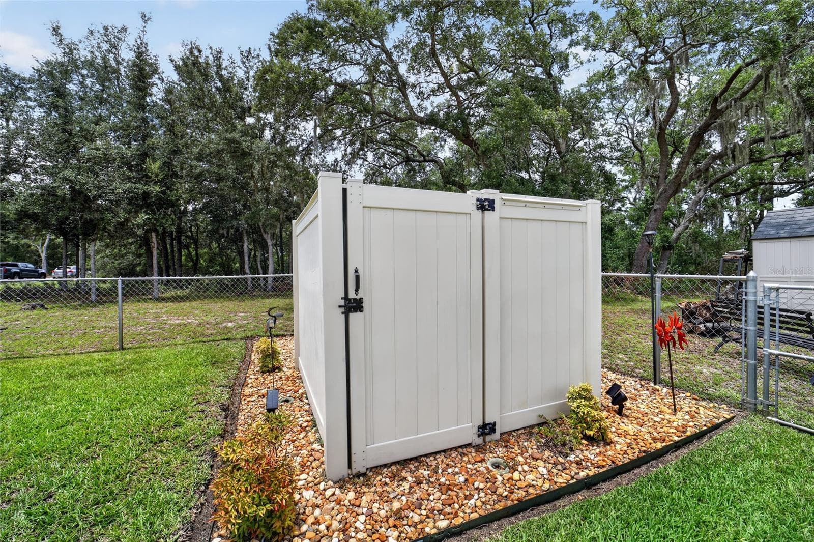 Shed protecting well - 16364 SE 89TH TER, SUMMERFIELD