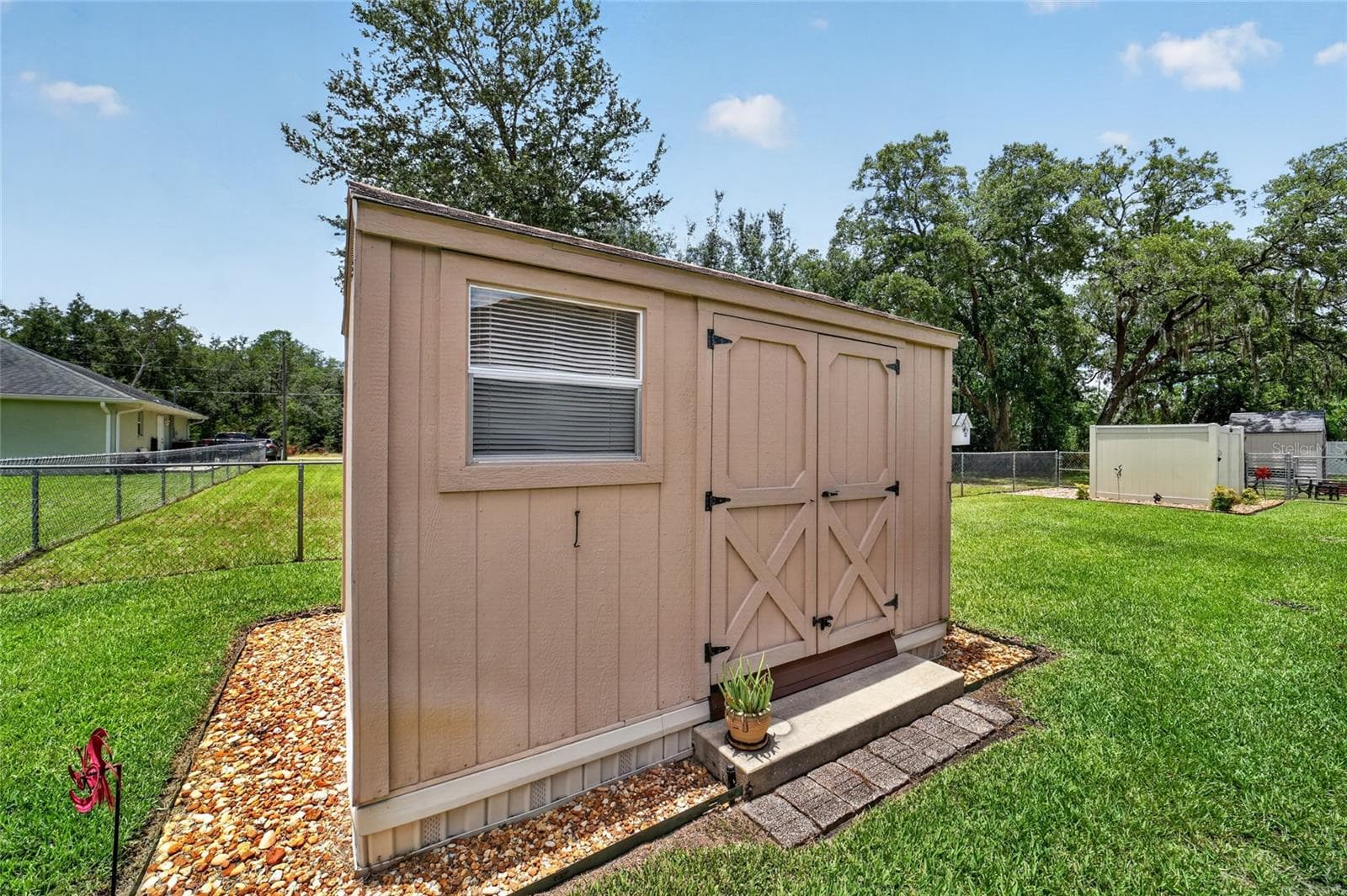 Storage shed (one of 2) - 16364 SE 89TH TER, SUMMERFIELD