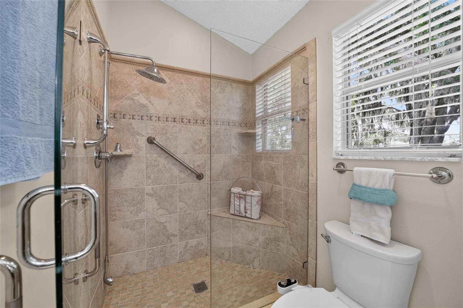 Primary en-suite - 1230 DESILVA ST, THE VILLAGES