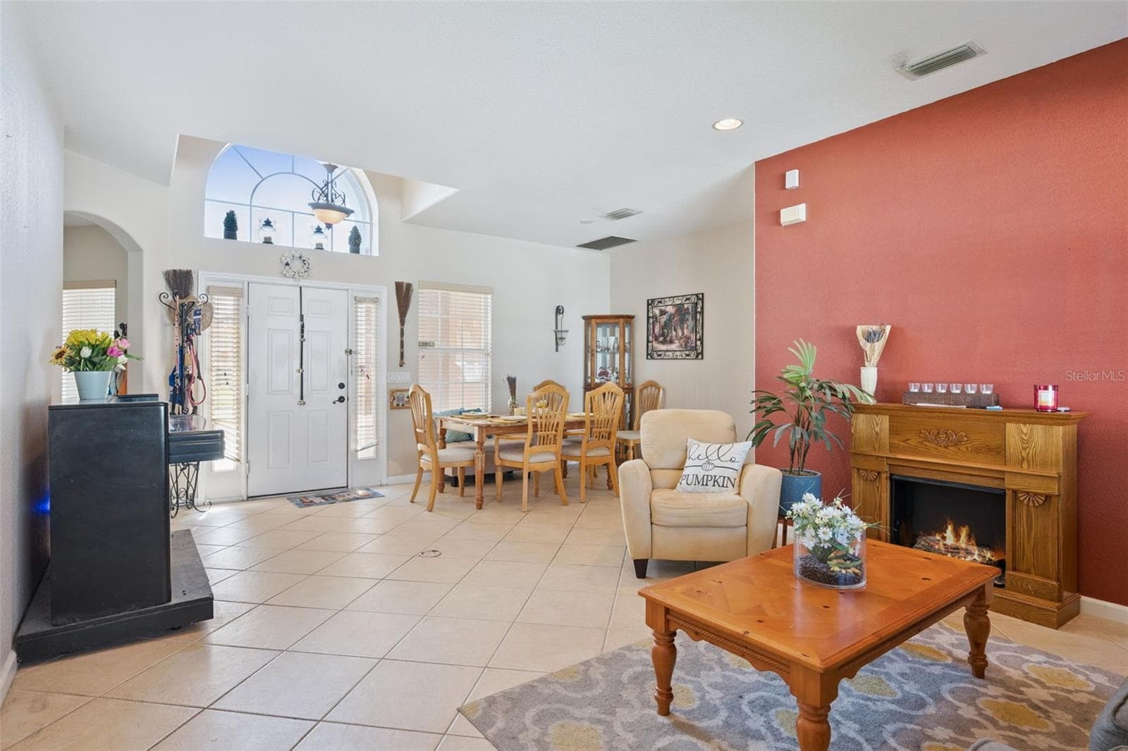 Single Family Residence at 2930 WHITE CEDAR CIR, KISSIMMEE, photo 5 of 24