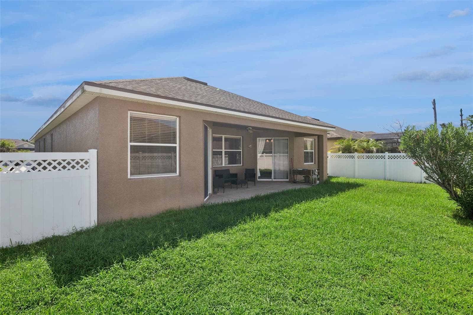 Single Family Residence at 2930 WHITE CEDAR CIR, KISSIMMEE, photo 17 of 24