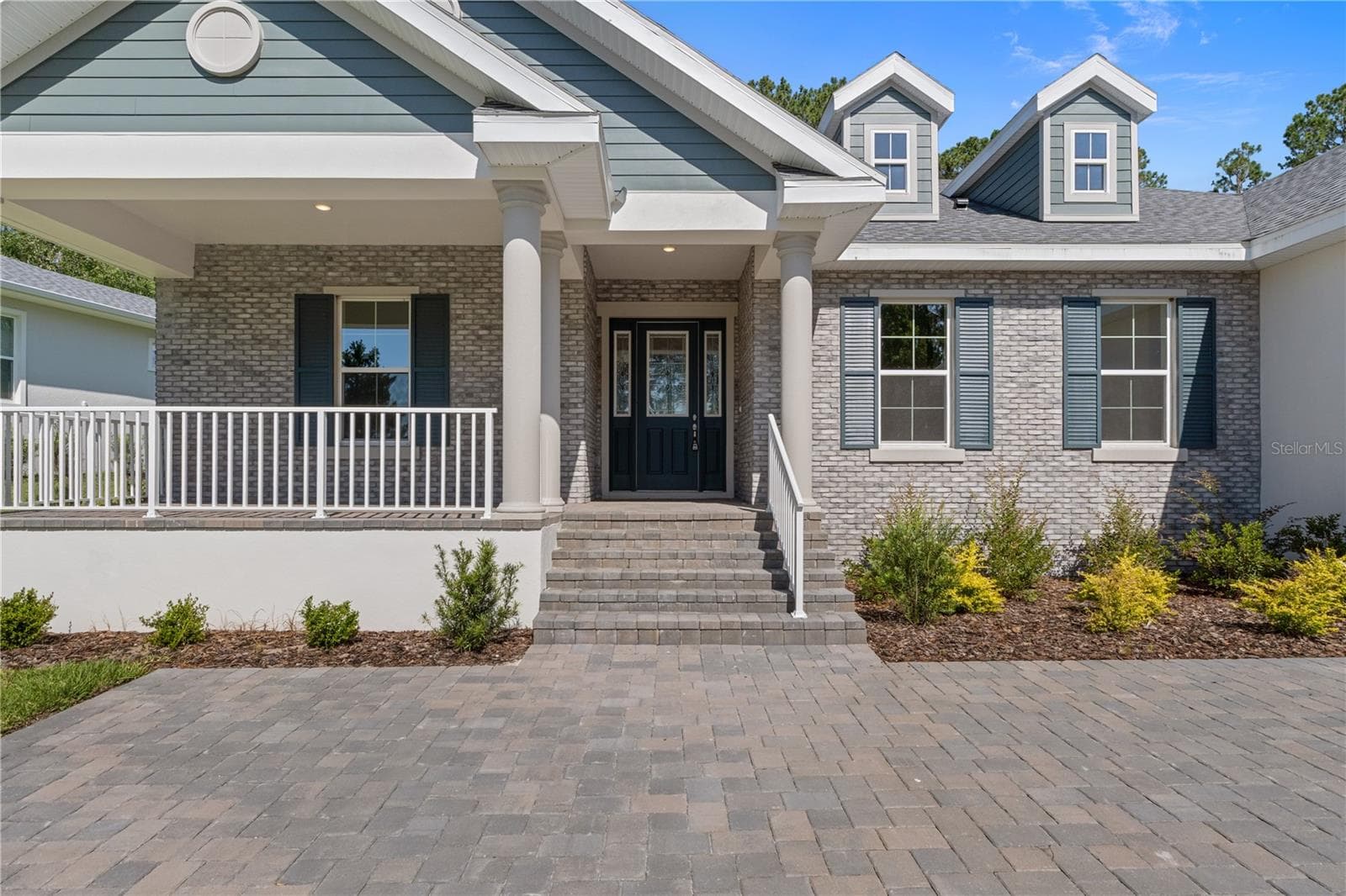 Front porch - 3926 SOUTHERN VALLEY LOOP, BROOKSVILLE