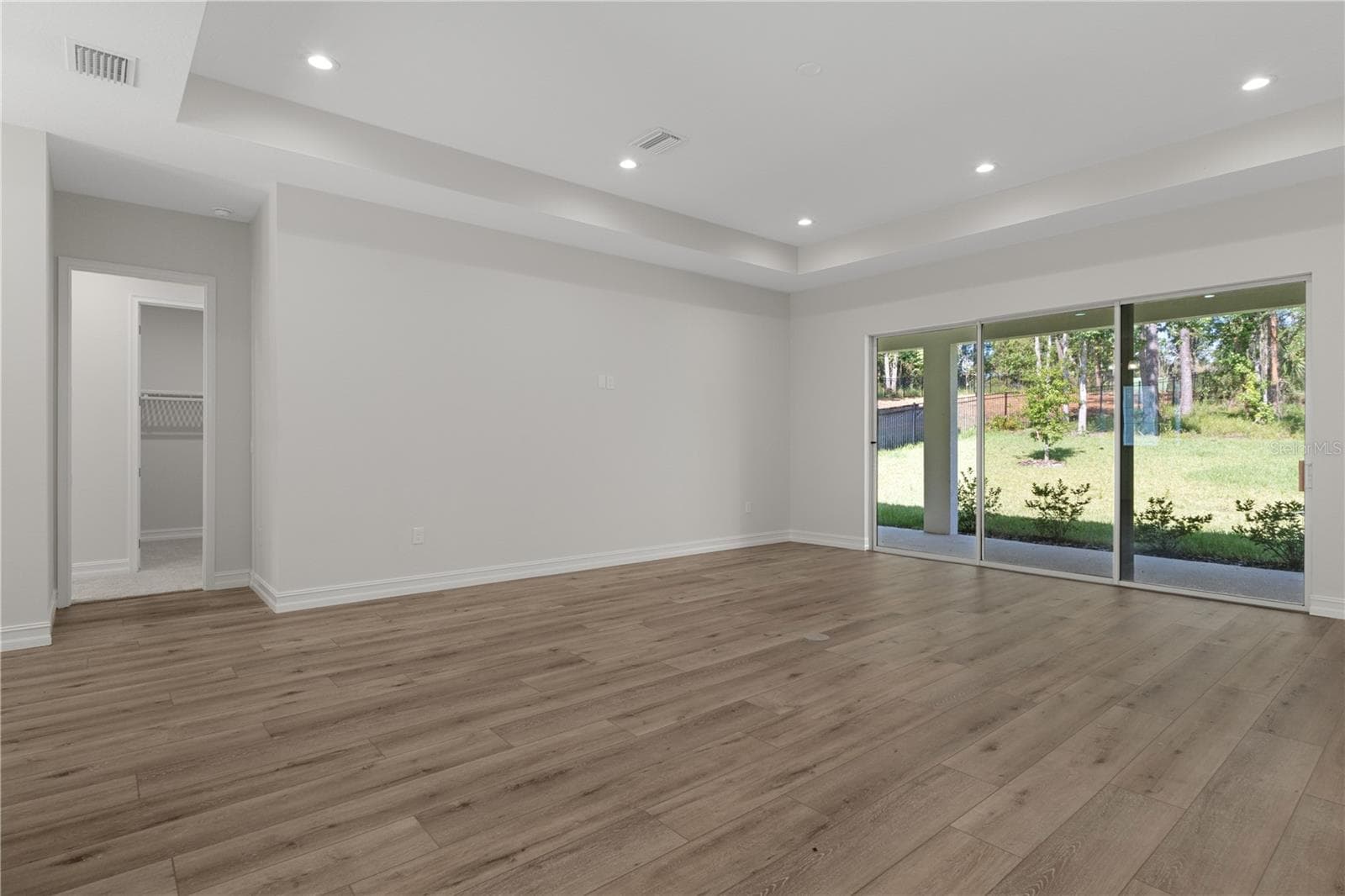 Great room - 3926 SOUTHERN VALLEY LOOP, BROOKSVILLE
