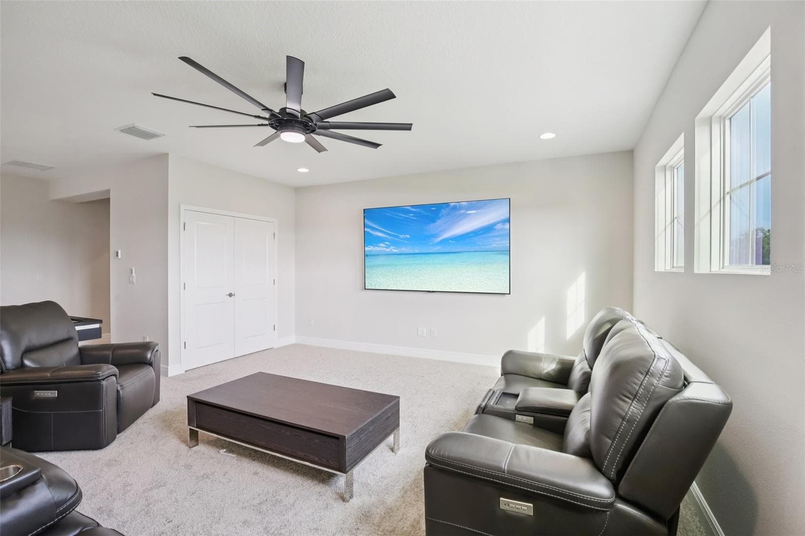 Single Family Residence at 14930 RIDER PASS DR, LITHIA, photo 49 of 66