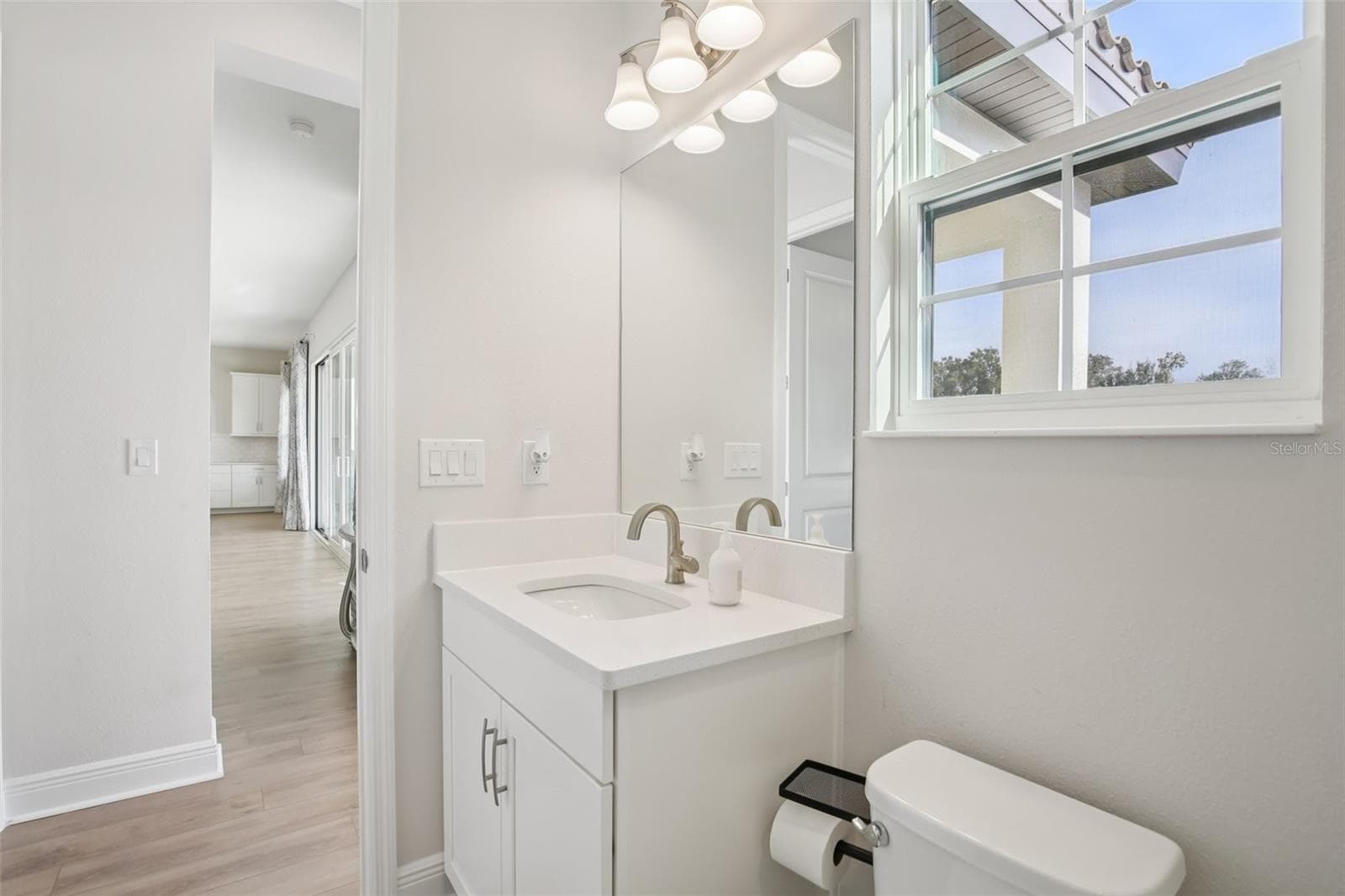 Single Family Residence at 14930 RIDER PASS DR, LITHIA, photo 52 of 66