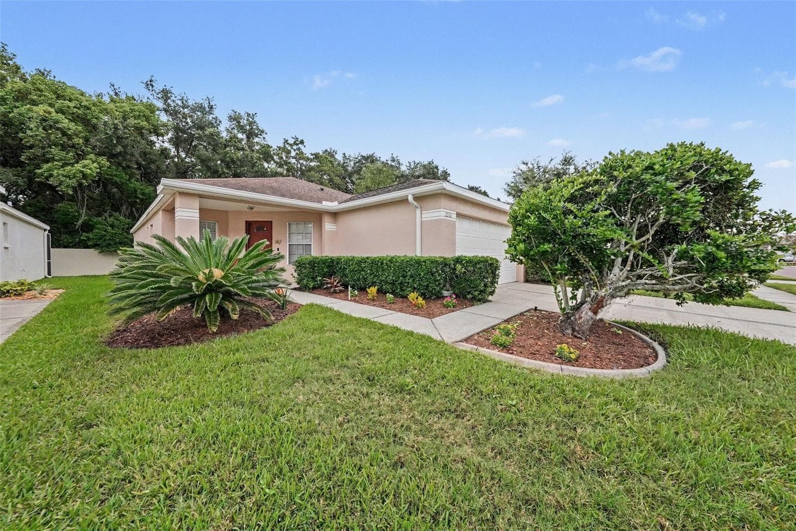 Single Family Residence at 26351 WHIRLAWAY TER, WESLEY CHAPEL, photo 2 of 43