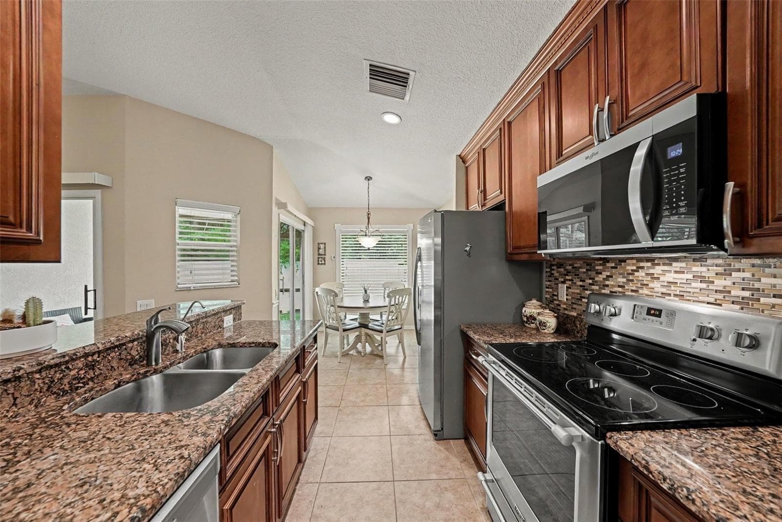 Single Family Residence at 26351 WHIRLAWAY TER, WESLEY CHAPEL, photo 13 of 43