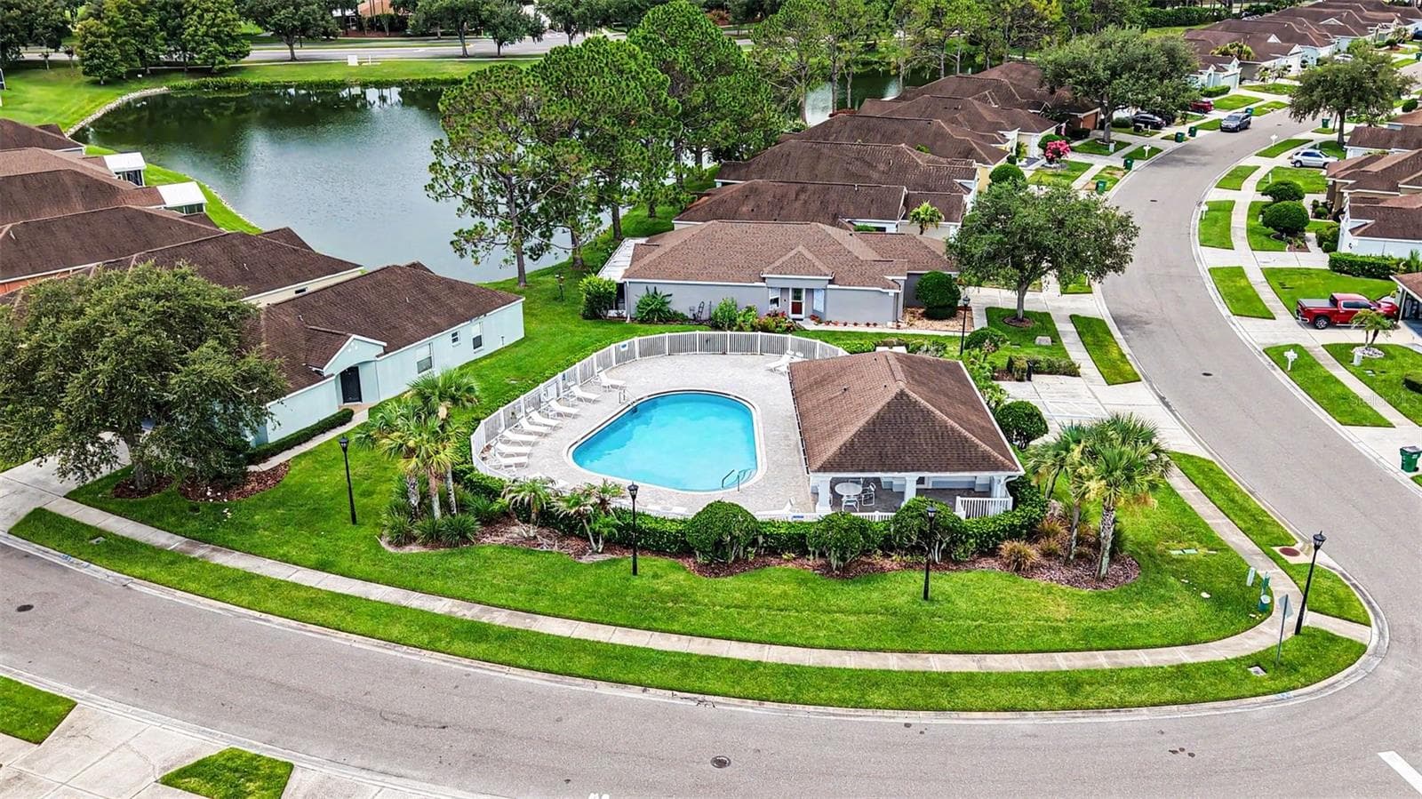 Single Family Residence at 26351 WHIRLAWAY TER, WESLEY CHAPEL, photo 40 of 43