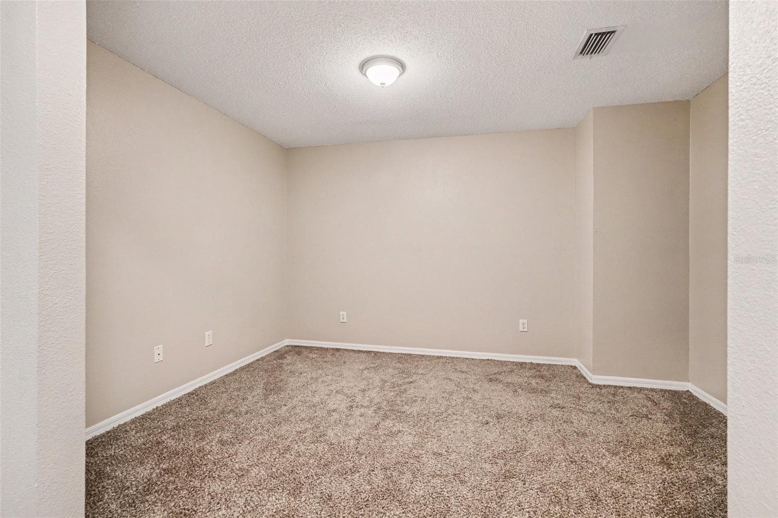 Townhouse at 2125 FLUORSHIRE DR, BRANDON, photo 20 of 21