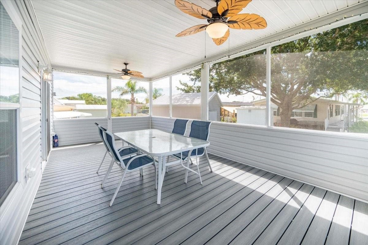 Manufactured Home at 20 BEAVERKILL DR, LAKE WALES, photo 21 of 30
