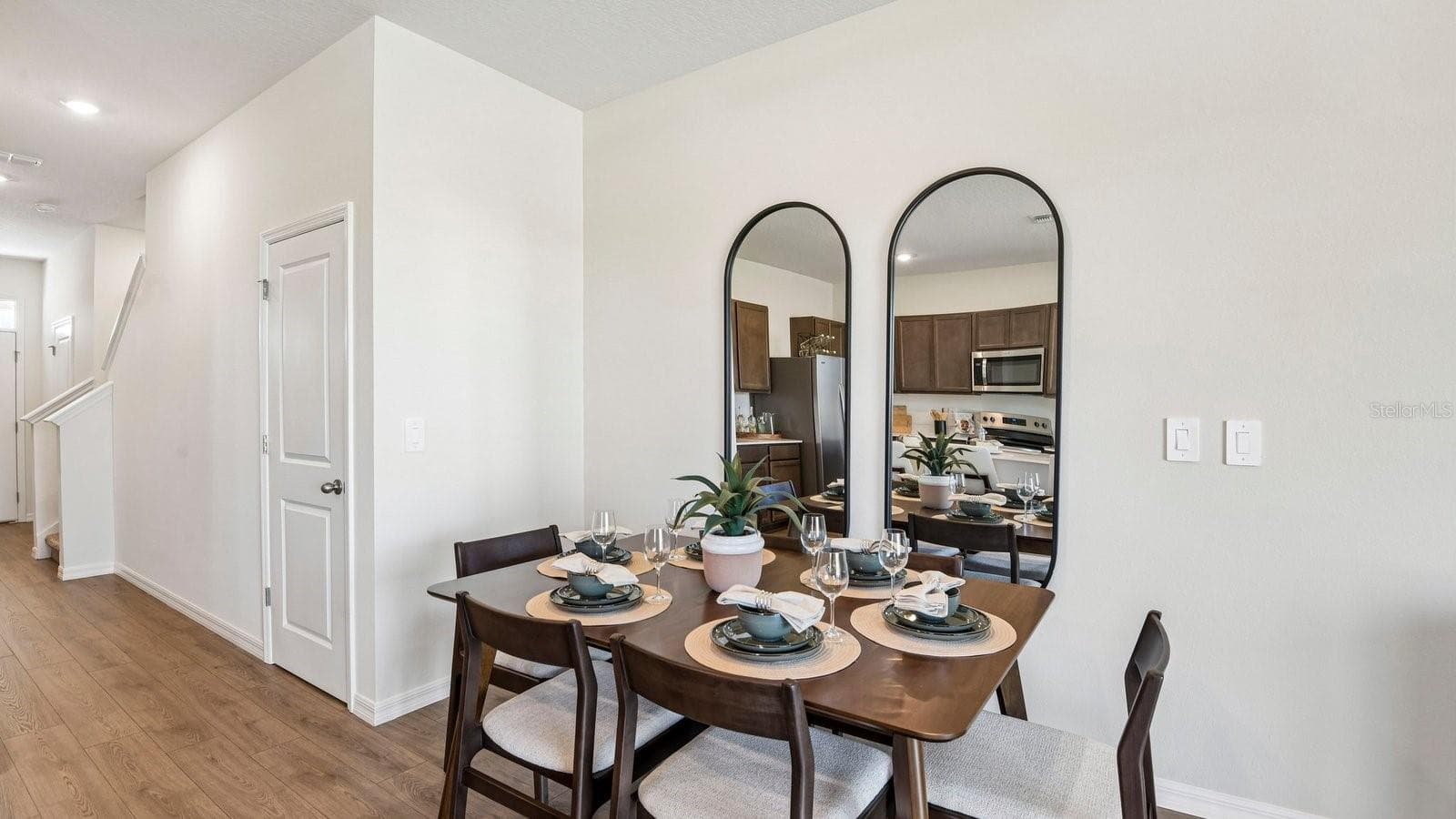 Townhouse at 8033 WILDLIFE HAVEN ST, TAMPA, photo 10 of 36