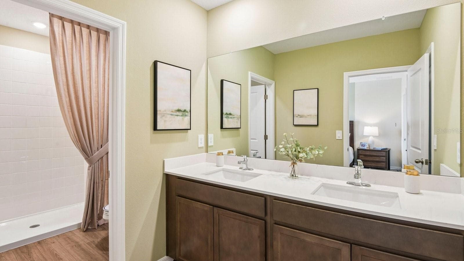 Townhouse at 8033 WILDLIFE HAVEN ST, TAMPA, photo 25 of 36