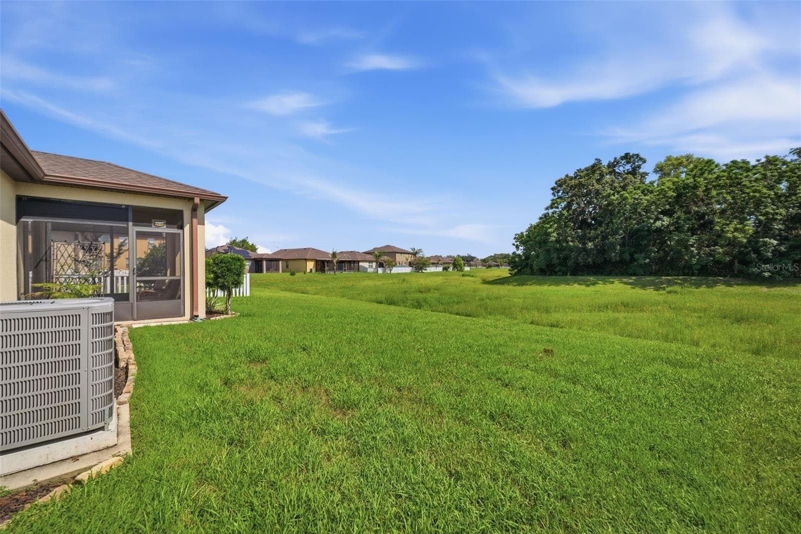 Exterior View - 1707 TRILLIUM BLVD, BROOKSVILLE