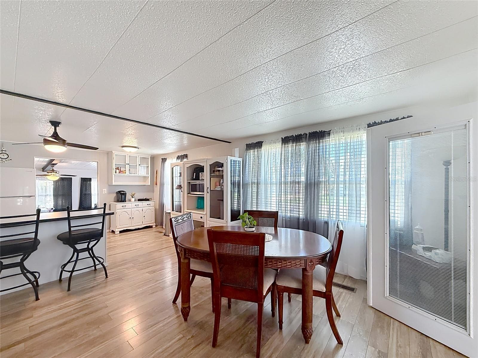 Dining and Kitchen - 1025 CAPELLA DR, TAVARES