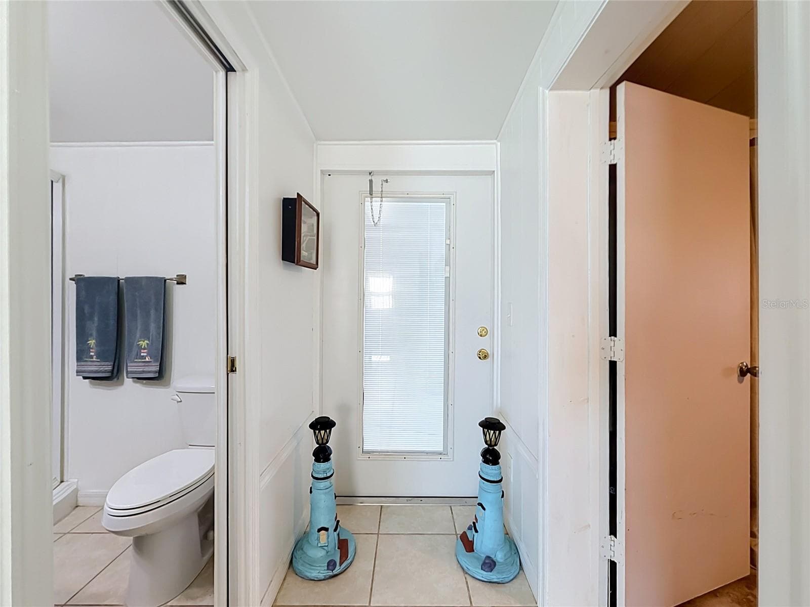 Entry to inlaw suite - 1025 CAPELLA DR, TAVARES