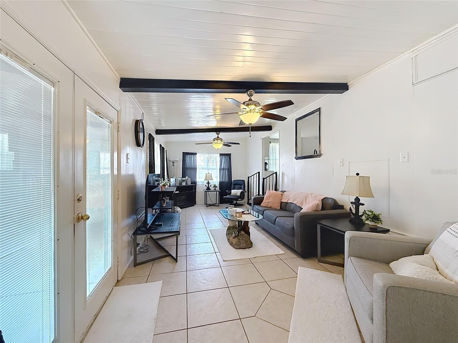 Florida Room - 1025 CAPELLA DR, TAVARES