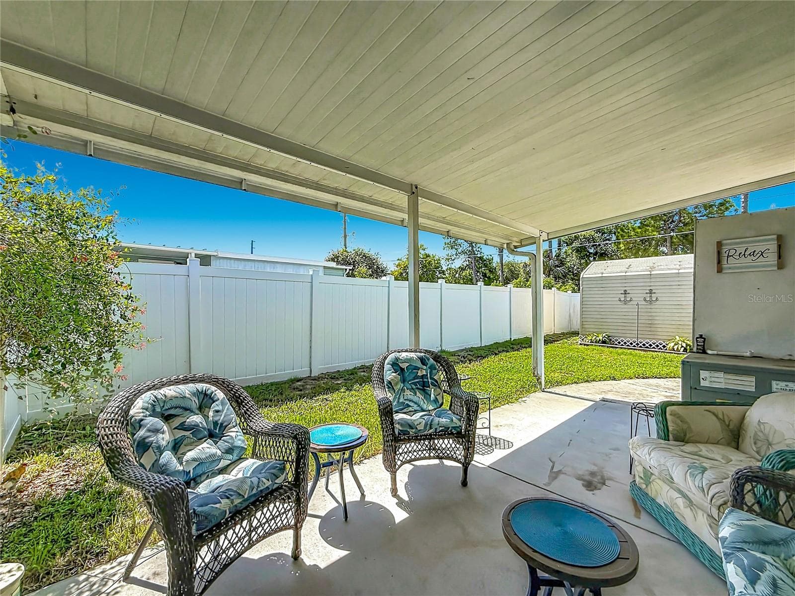 Porch - 1025 CAPELLA DR, TAVARES