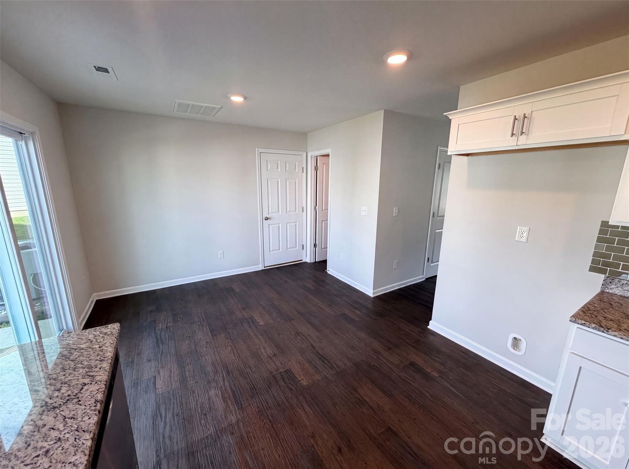 Single Family Residence at 7244 Finnigan Road, Charlotte, photo 10 of 21