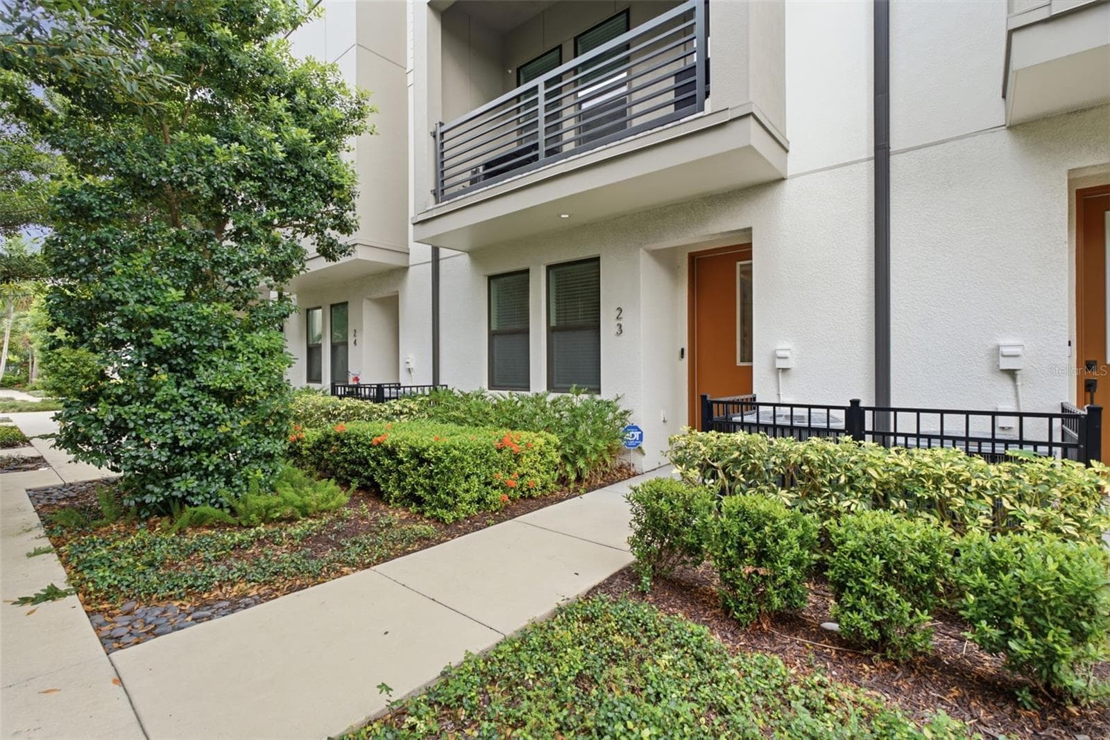 Townhouse at 2511 N GRADY AVE #23, TAMPA, photo 3 of 39