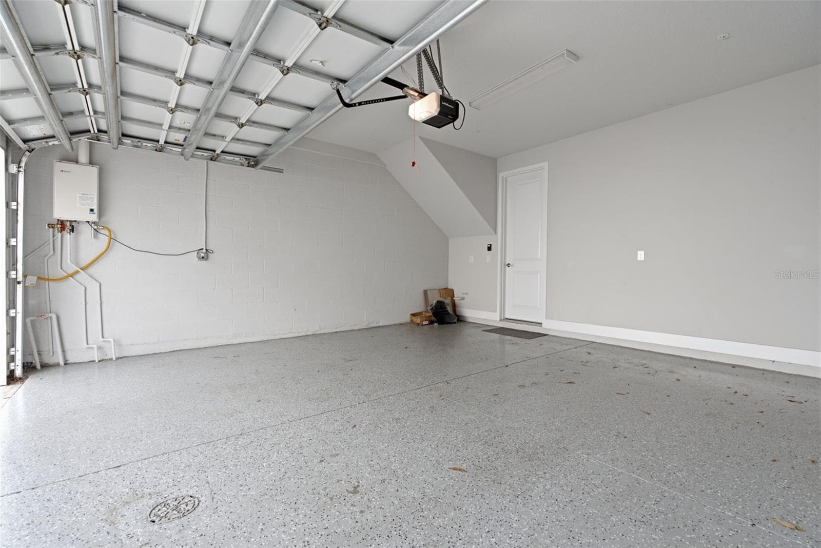 Townhouse at 2511 N GRADY AVE #23, TAMPA, photo 37 of 39