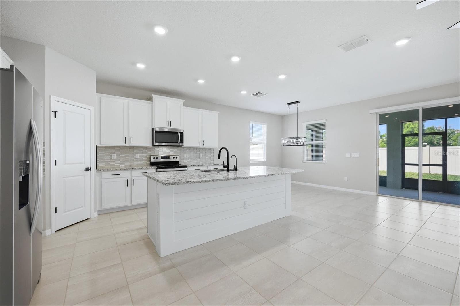 KItchen - 12413 DORA TRL, PARRISH