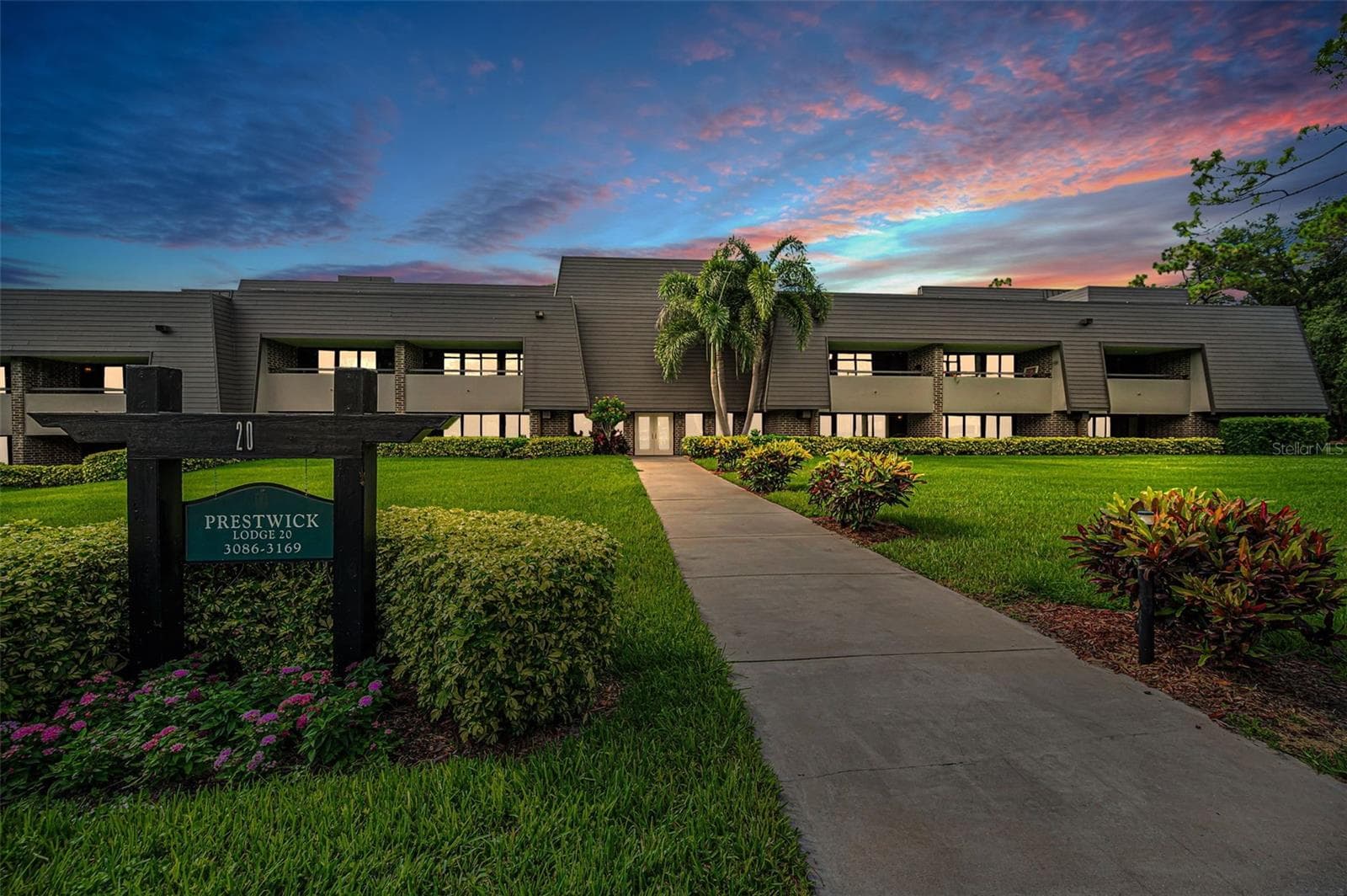Condominium at 36750 US HIGHWAY 19 N #20-209, PALM HARBOR, photo 3 of 34