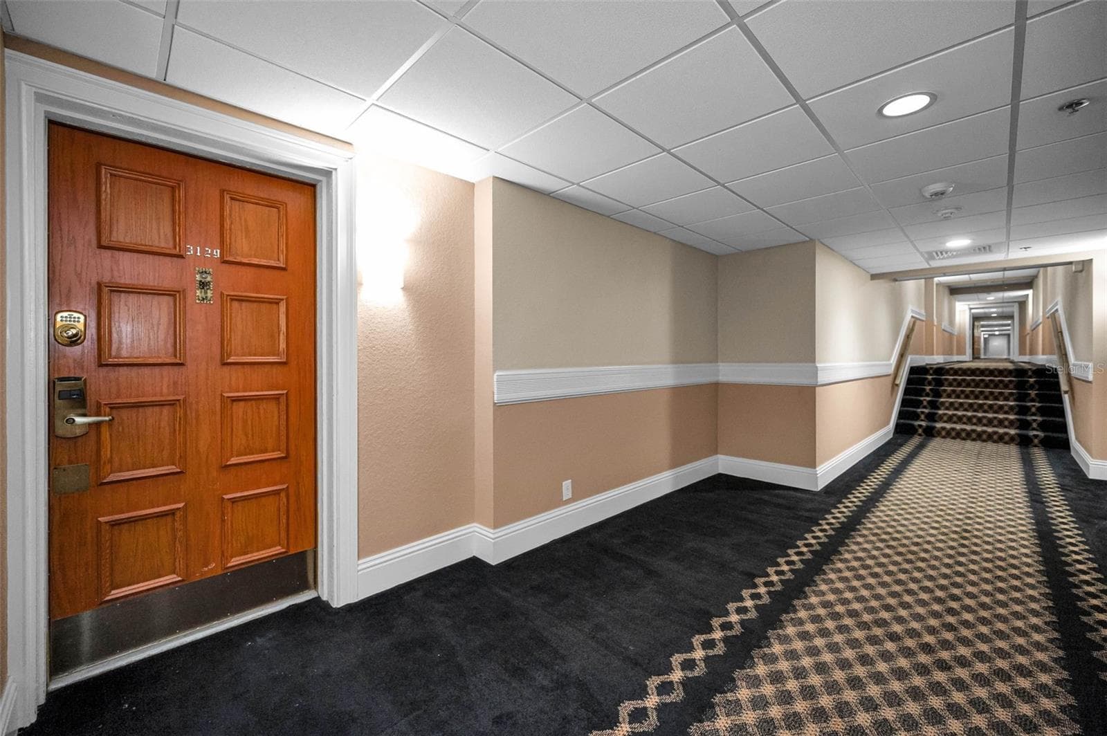 Condominium at 36750 US HIGHWAY 19 N #20-209, PALM HARBOR, photo 5 of 34